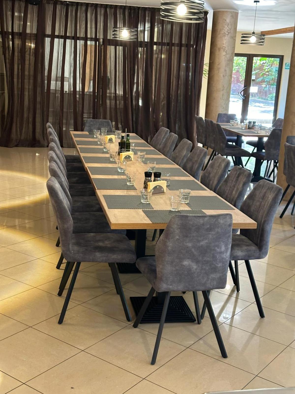 Hotel Perla Timisoara Luaran gambar