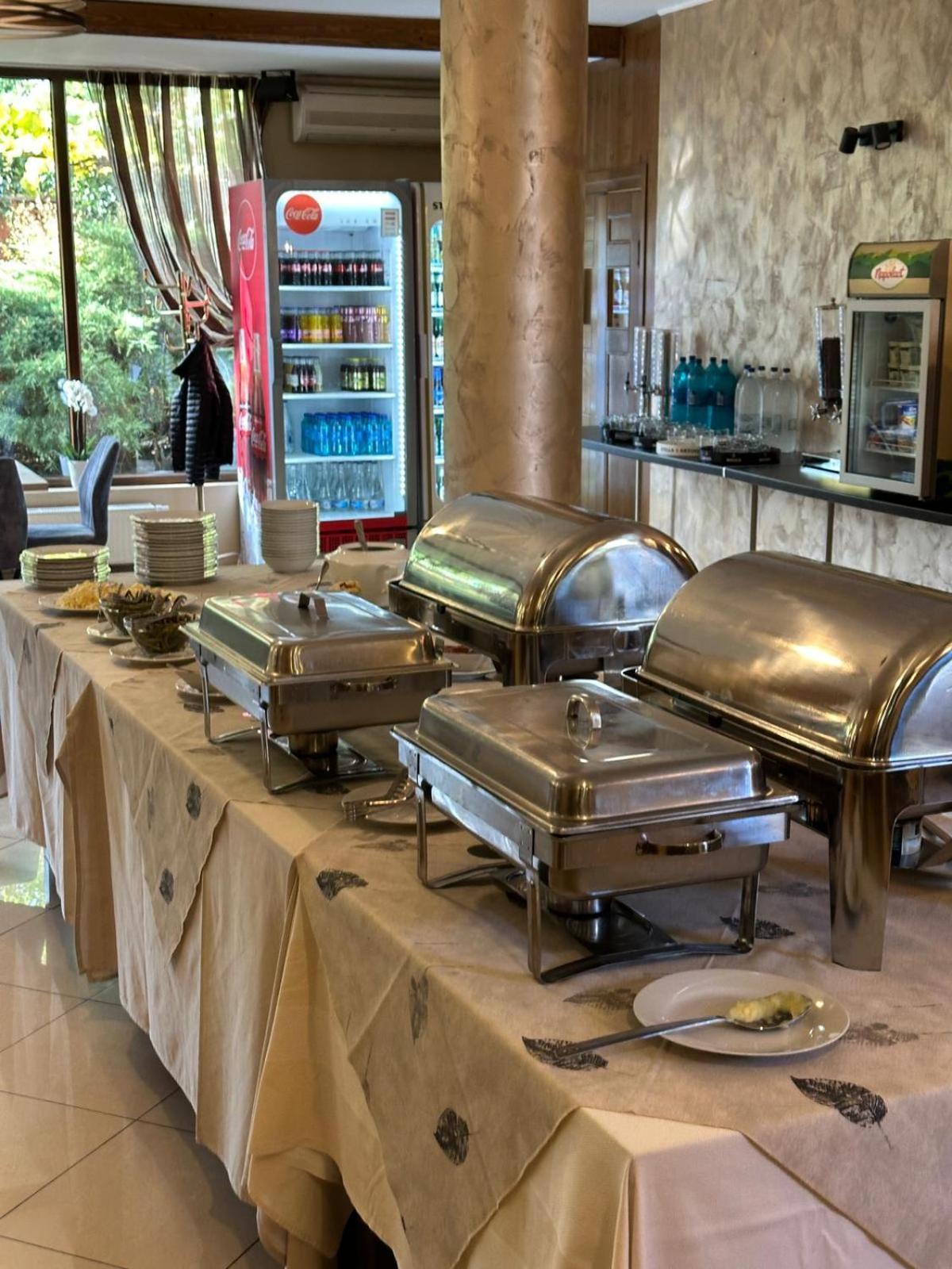 Hotel Perla Timisoara Luaran gambar