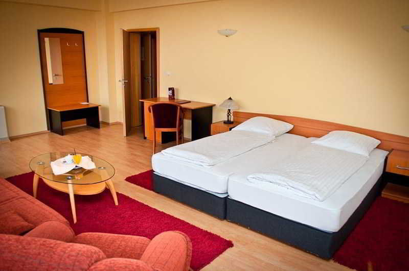 Hotel Perla Timisoara Luaran gambar